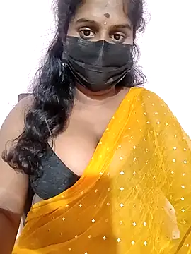 Keerthee_'s cam snapshot