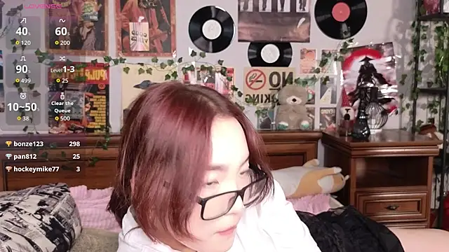 OdetteBiddy's cam snapshot