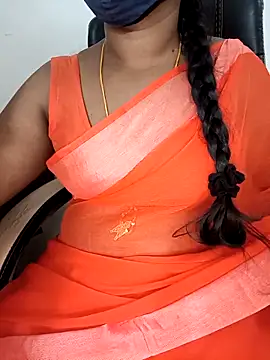 Tamil-hotwife's cam snapshot