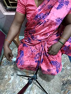 Tamil_Rani03's web cam