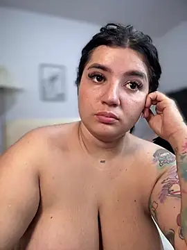 horny_roomiess live sex cam