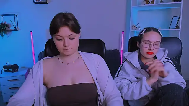 nikole_kitt's cam snapshot