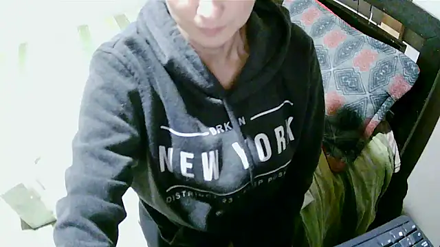 Megan_pvt_hot's cam snapshot