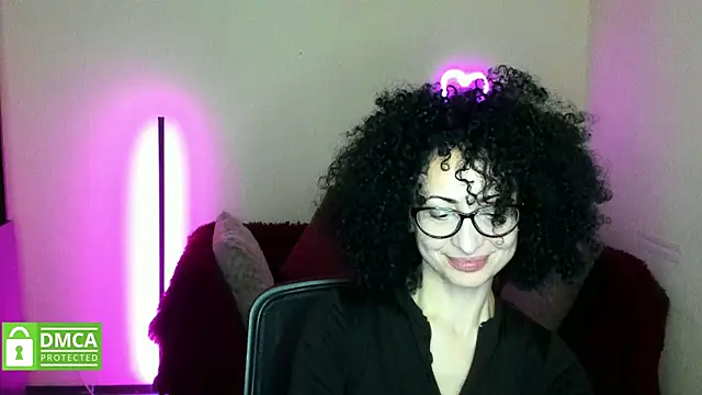 Arianasweety23's cam snapshot