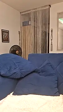 GlobeTrottieHottie1's cam snapshot