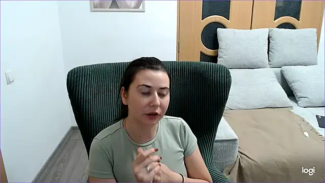 VioletaFlower7's cam snapshot