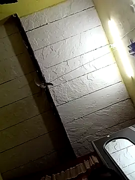 Seema_guptaji's cam snapshot