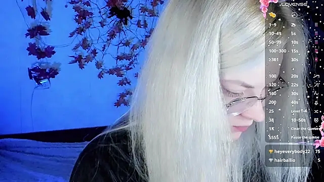 HoneyDazzle's cam snapshot