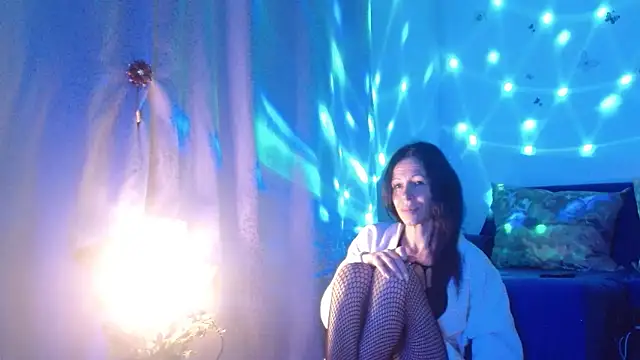 ElysaSun's cam snapshot