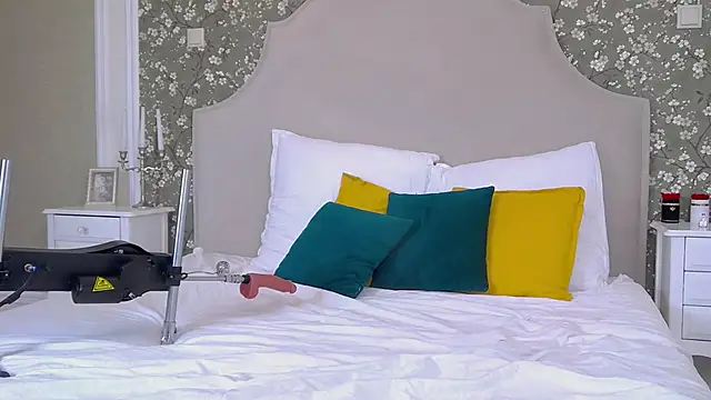 TesaQuinn's cam snapshot