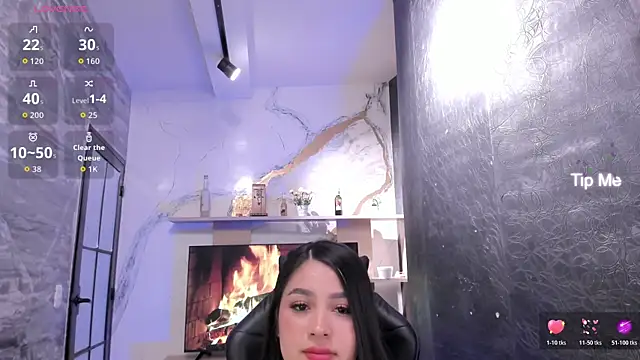 LunaBaker-1's cam snapshot