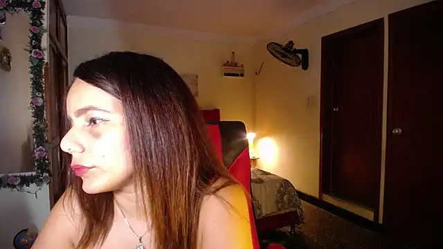 danielle_rose_1's cam snapshot