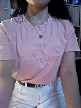 LazdyLy's cam snapshot