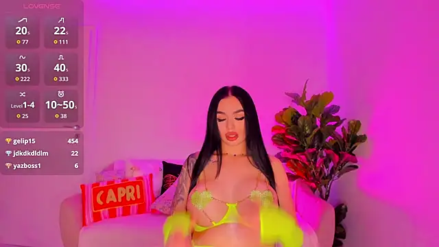 TiaBelle's cam snapshot