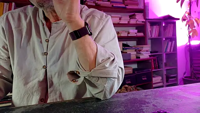 yvanbonar's cam snapshot