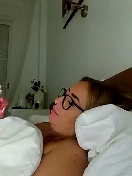 Molliexo's cam snapshot