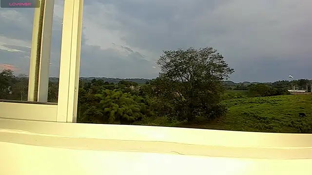 TheHotRoom69's cam snapshot