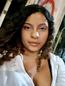 Lulupeach69's cam snapshot