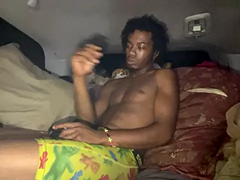 SlimeCrownzOut5 live sex cam