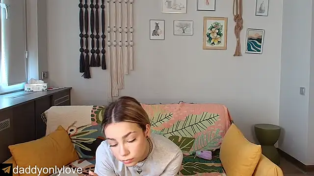 daddyonlyloveme's cam snapshot