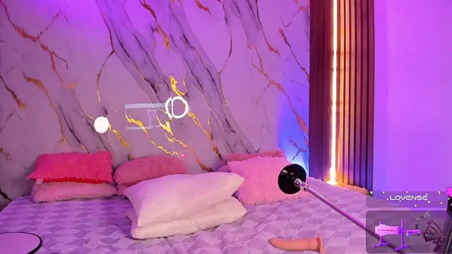 Emmiicute's cam snapshot