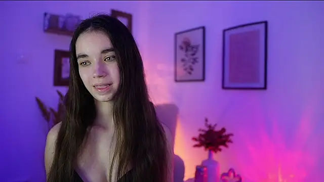 Gia_Paige18's cam snapshot