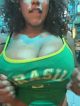 lauraltt's cam snapshot