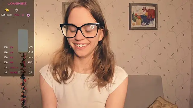 JoanBaggott's cam snapshot