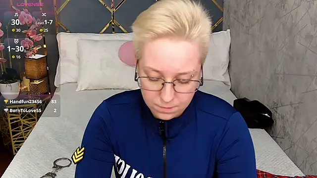 AlexandraGreen's cam snapshot