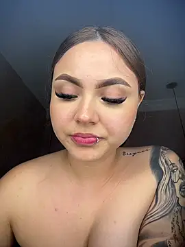 Beella1_'s cam snapshot