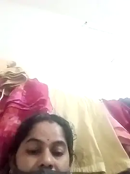 JULEE-740's cam snapshot