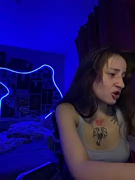 Dooubletroublee's cam snapshot