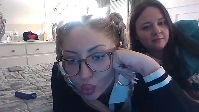 assstrogirl's cam snapshot