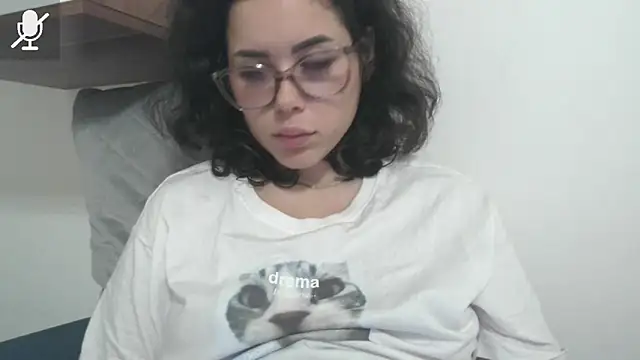 LovelyJulliette's cam snapshot