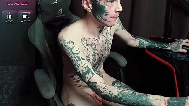 lonelycrystal live sex cam