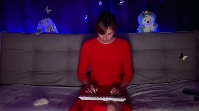 intolerable_girl's cam snapshot