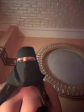 Queentaraf999's cam snapshot