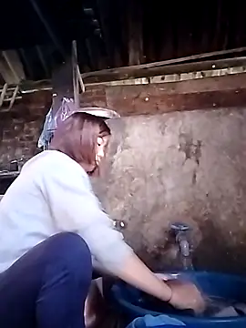 Annaacutee's cam snapshot