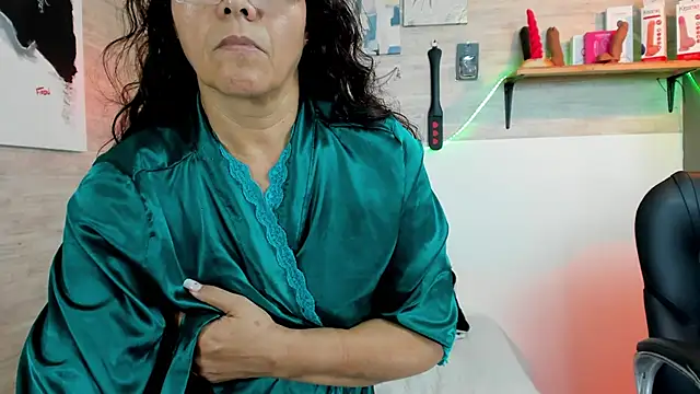 MaturePure's cam snapshot