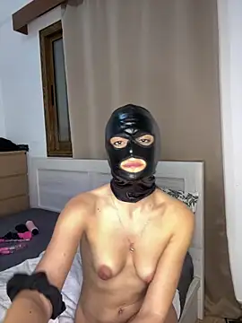 YourRussianGirl's cam snapshot