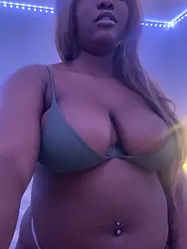 SexyDebsxox's cam snapshot