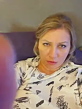 zarina3003's cam snapshot