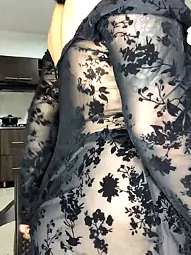 EmmaRossem live sex cam