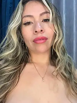 Ammy_Castro's cam snapshot