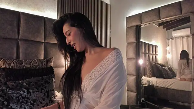 BrigitteVons's cam snapshot