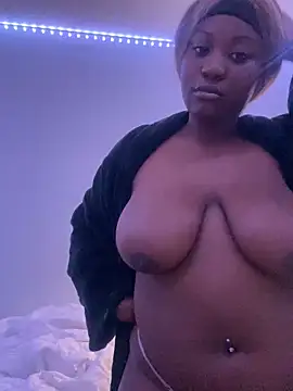 SexyDebsxox's cam snapshot