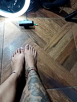 vivi-honey live sex cam