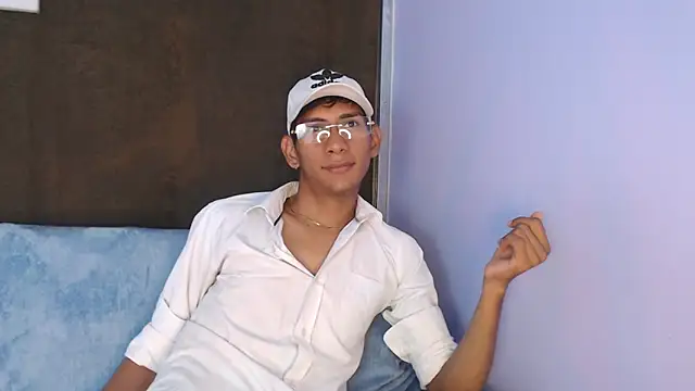 Nick_Collins18's cam snapshot