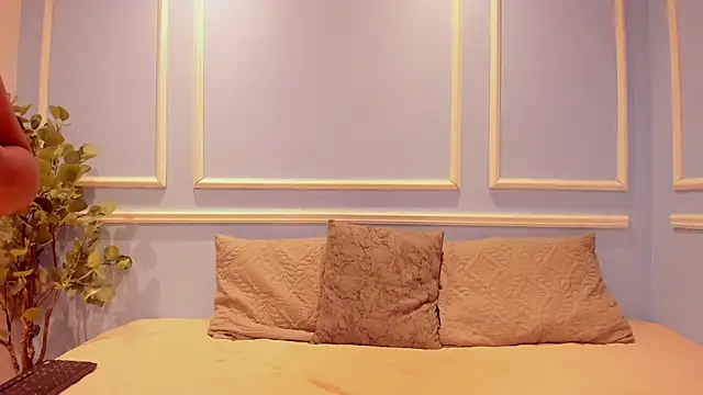 Lucy_Canel's cam snapshot