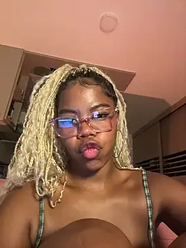 Sweet-Jade's cam snapshot